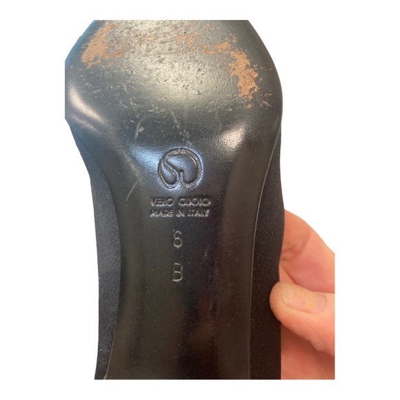 St John Black Satin Kitten Heel Pumps with Sequin Toe Size 6B - Picture 9 of 9